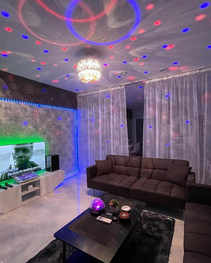 Mercu Summer Suite Klcc With Karaoke & Playstation Kuala Lumpur Exterior foto